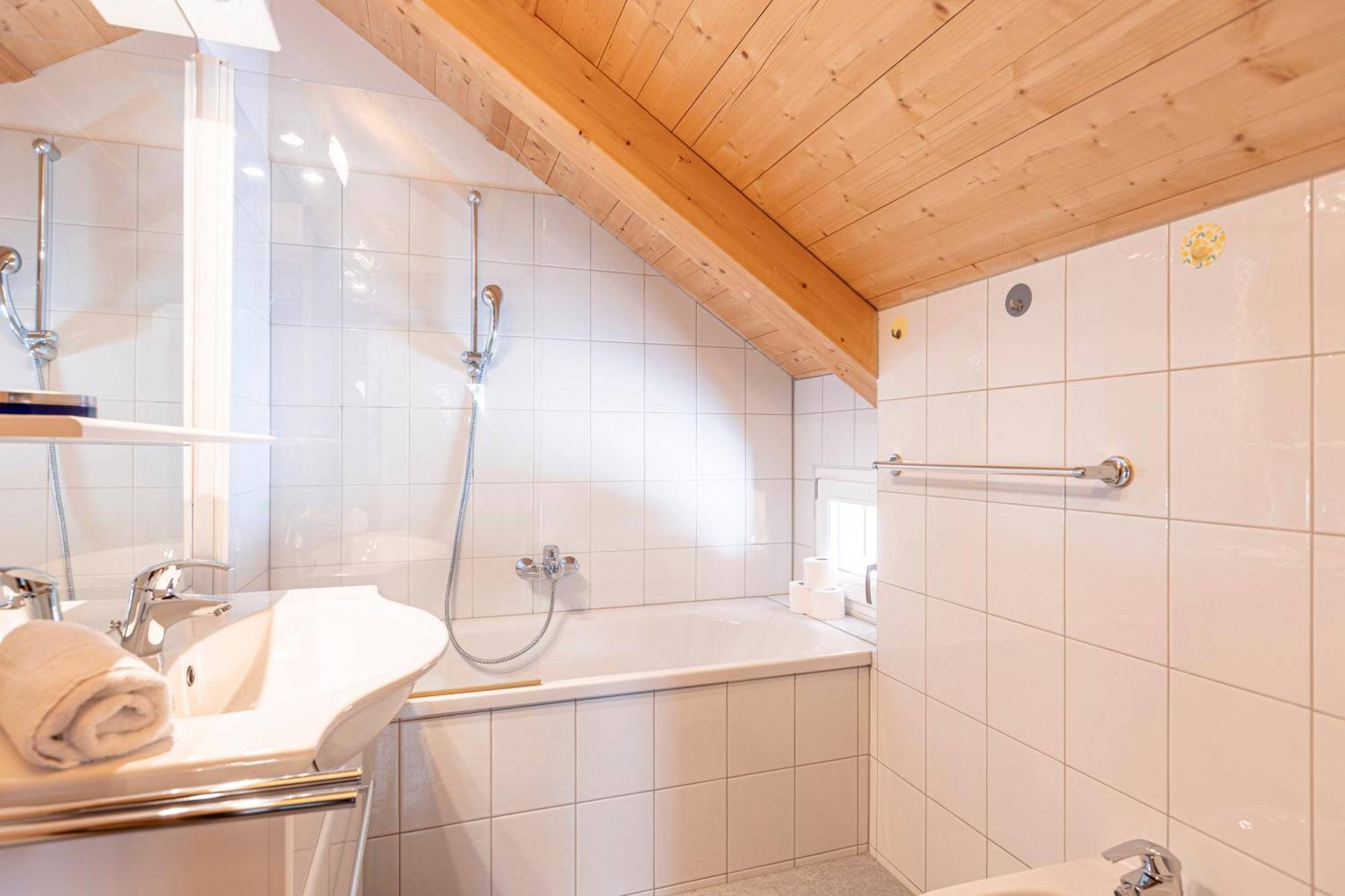 Almdorf Stadl By Alps Resorts Stadl an der Mur Bagian luar foto