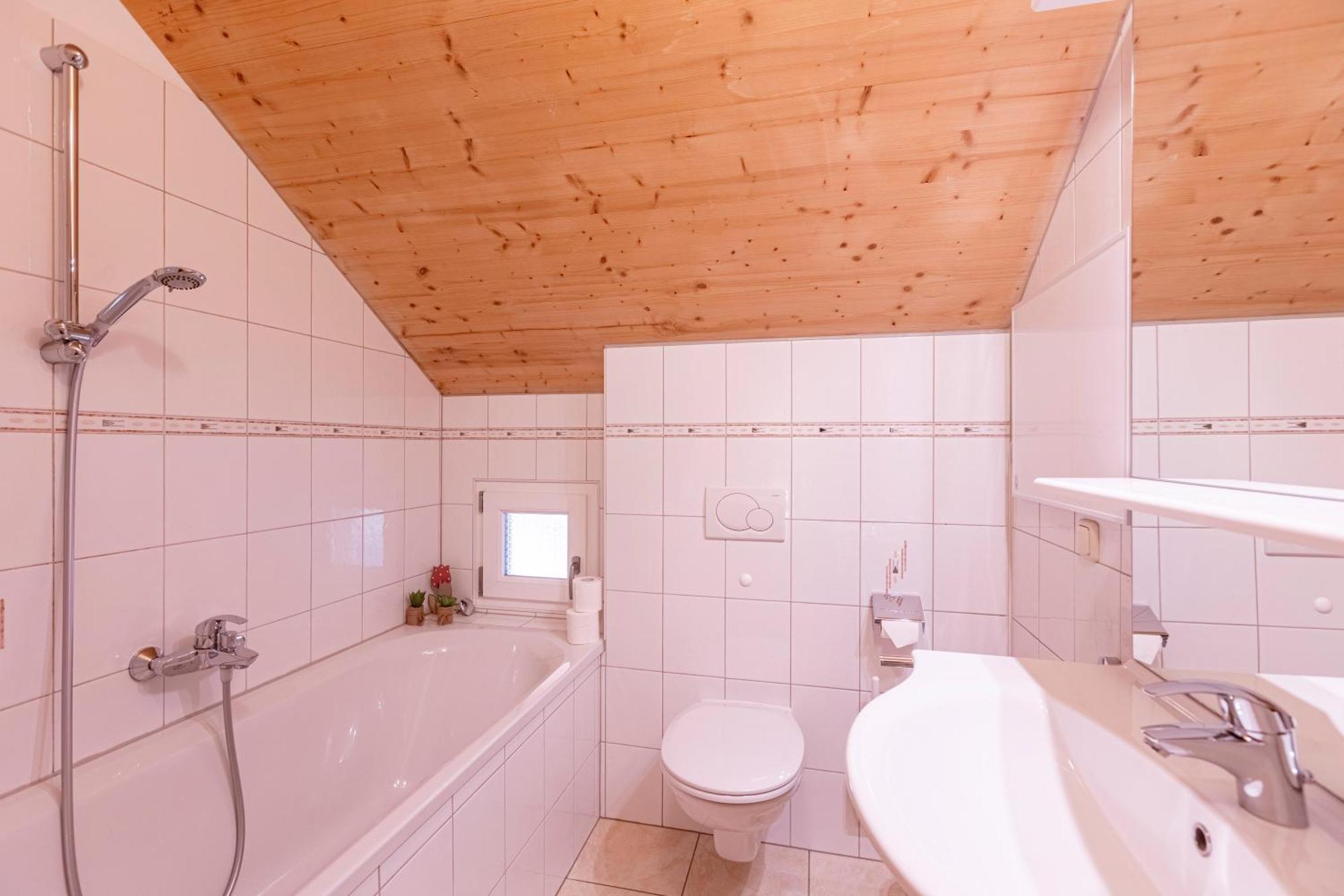 Almdorf Stadl By Alps Resorts Stadl an der Mur Bagian luar foto